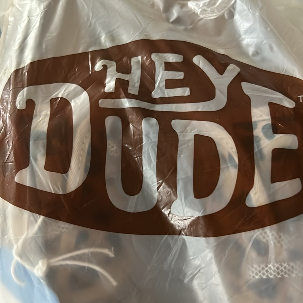 HEY DUDE shoes- BRAND NEW! Sz 8.